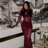 Icone™ LaceDress: Sexet Pasform Behagelig Rund Hals Blonderkjole