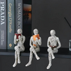 ReaderDecor 1+1 GRATIS: Læsning Figur Dekor Til Skrivebord Og Hyldeudstilling