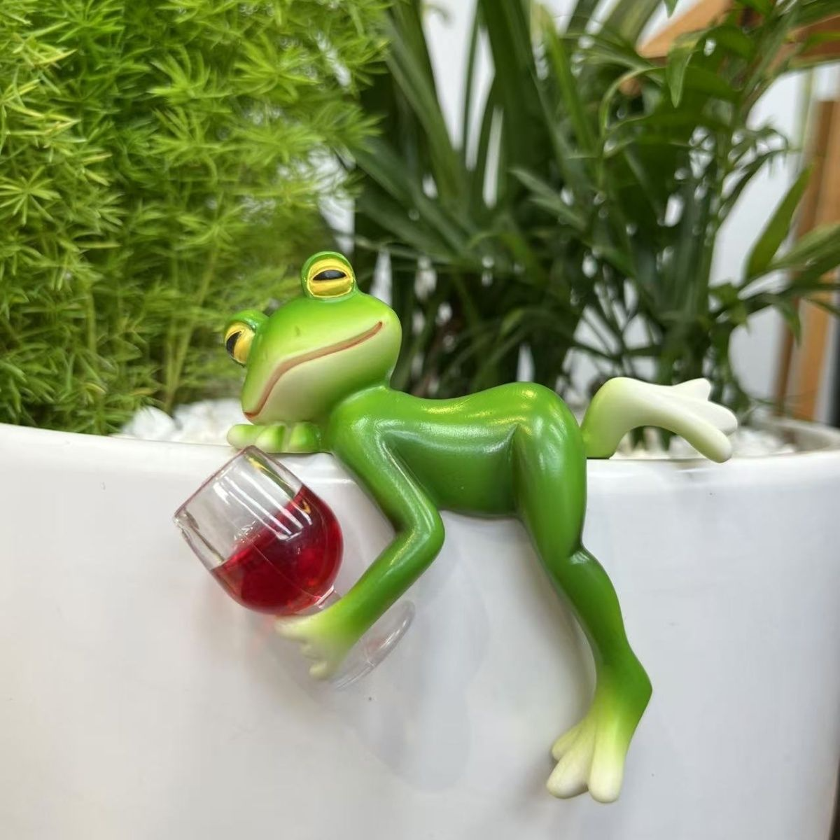 GardenOrnament: Sød Frø Dekoration Hængende Potte Kant Have Ornament