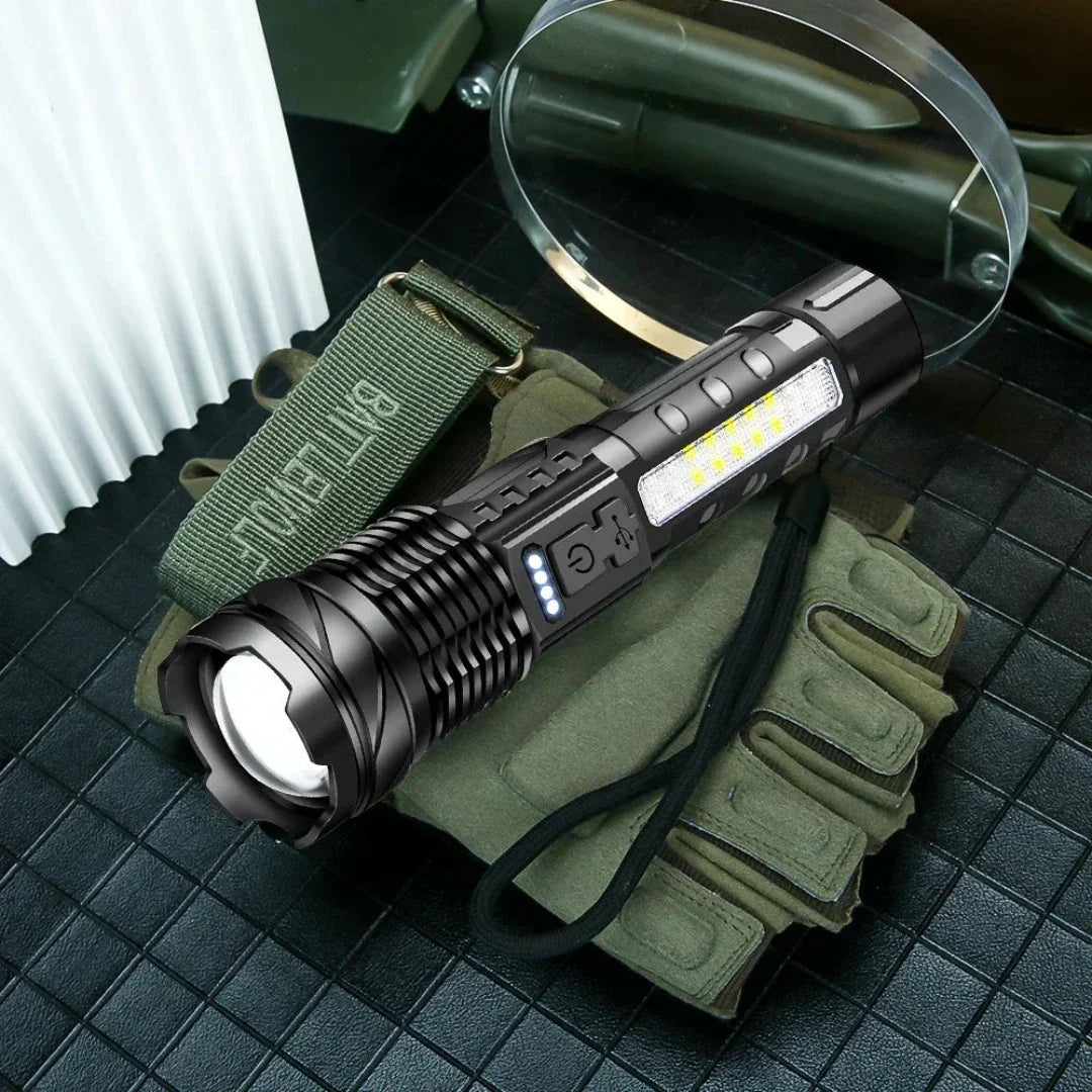 SuperFlashlight 1+1 GRATIS - Multifunktionel Genopladelig Lommelygte