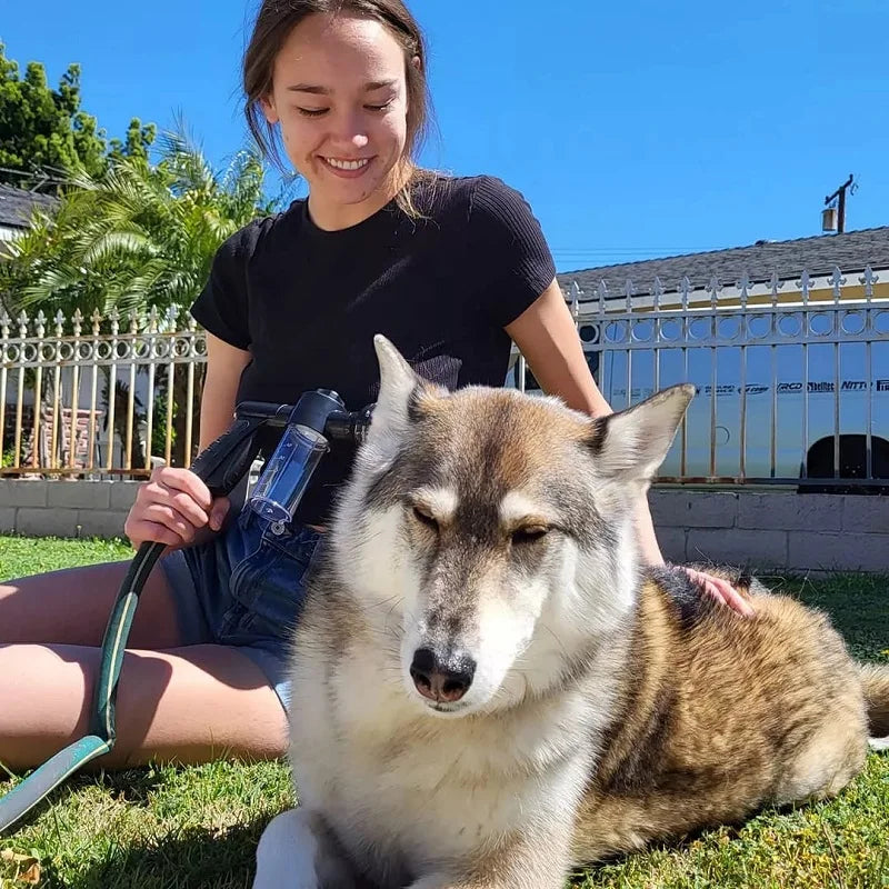 DogCatFri™ PetShower: IIndbygget Shampoo-Vandslange