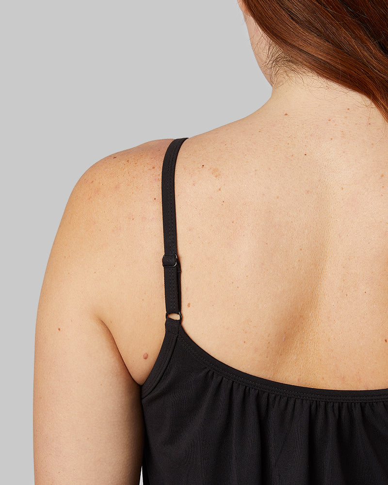 Icone™ PaddedTank: Kvinder Løs Pasform Polstret Tanktop